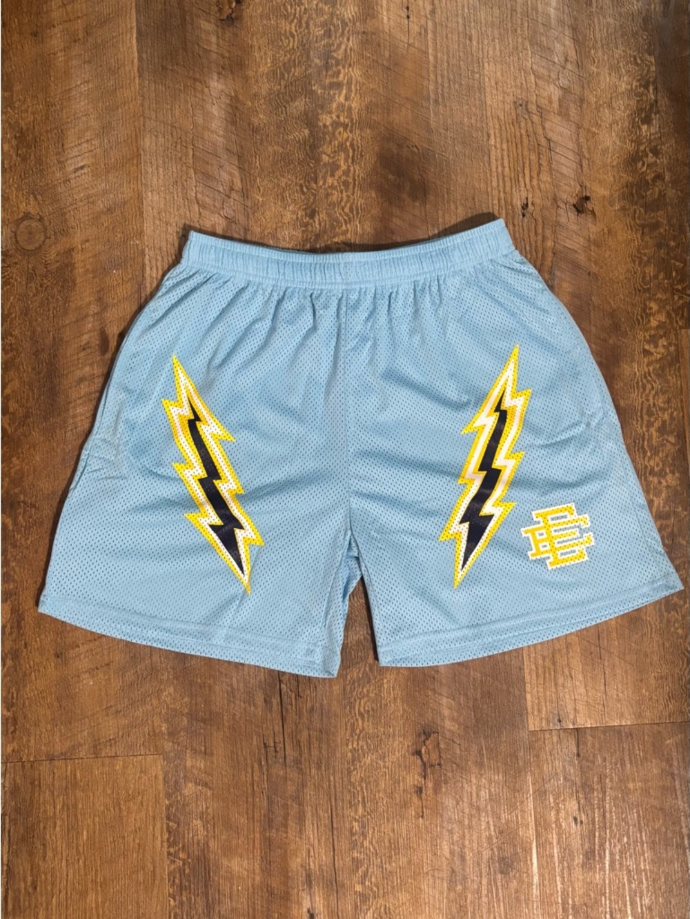 EE Shorts